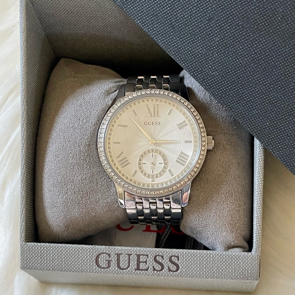 Silver Guess crystal watch - used